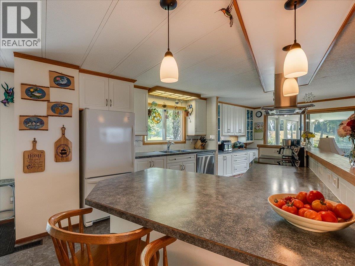 8716 Martens Road Property Photo 16