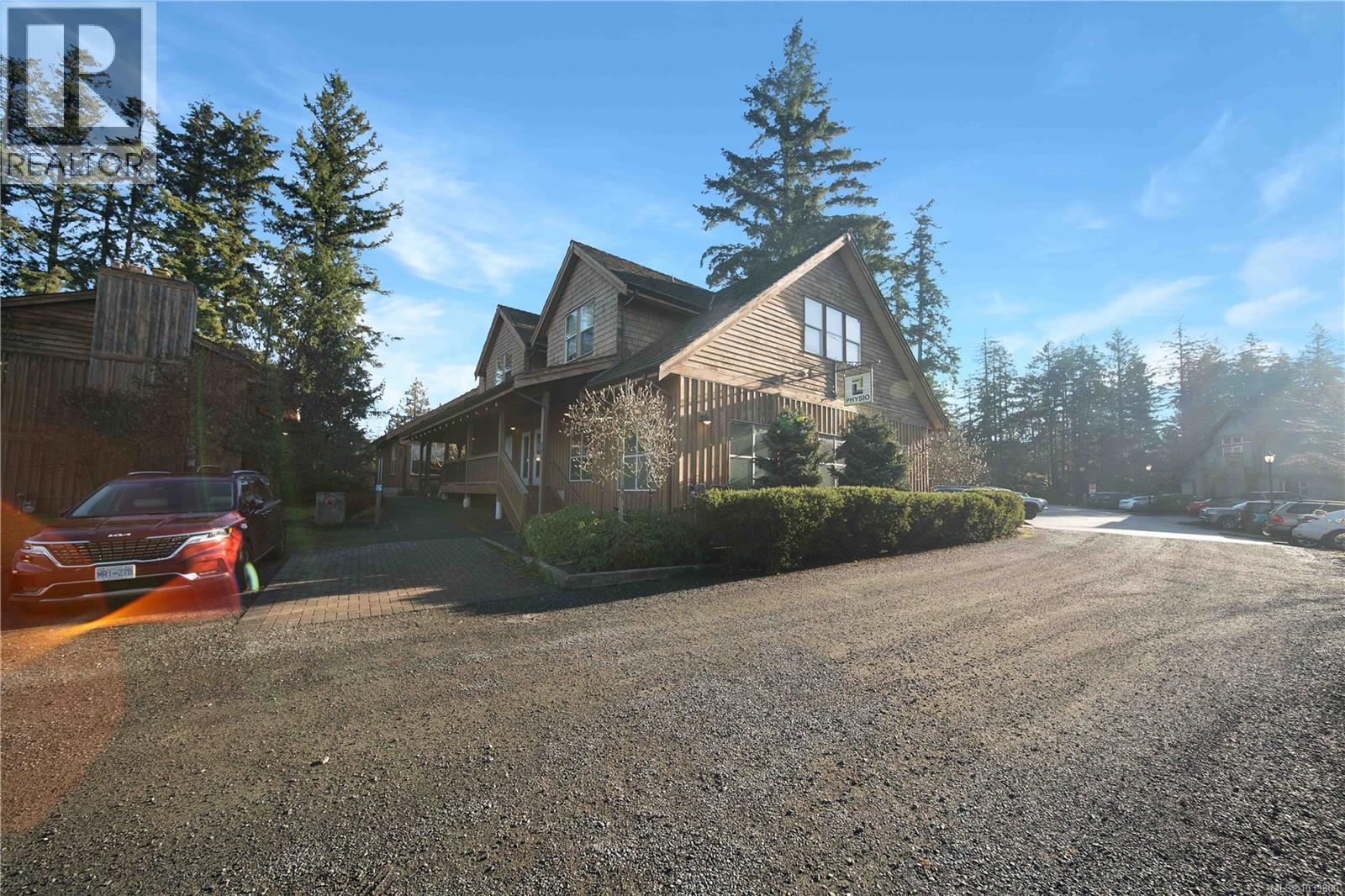 102 5281 Rutherford Rd Property Photo 12