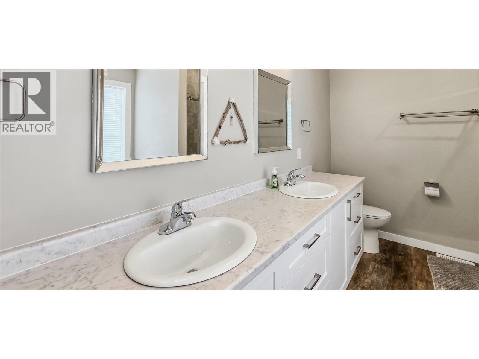 4820 Highway 33 Property Photo 44