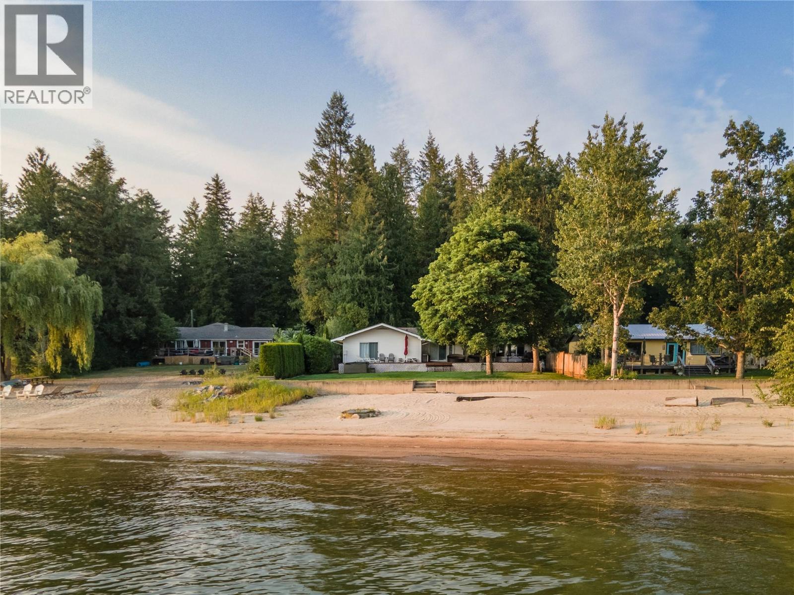 413 97a Highway Property Photo 12