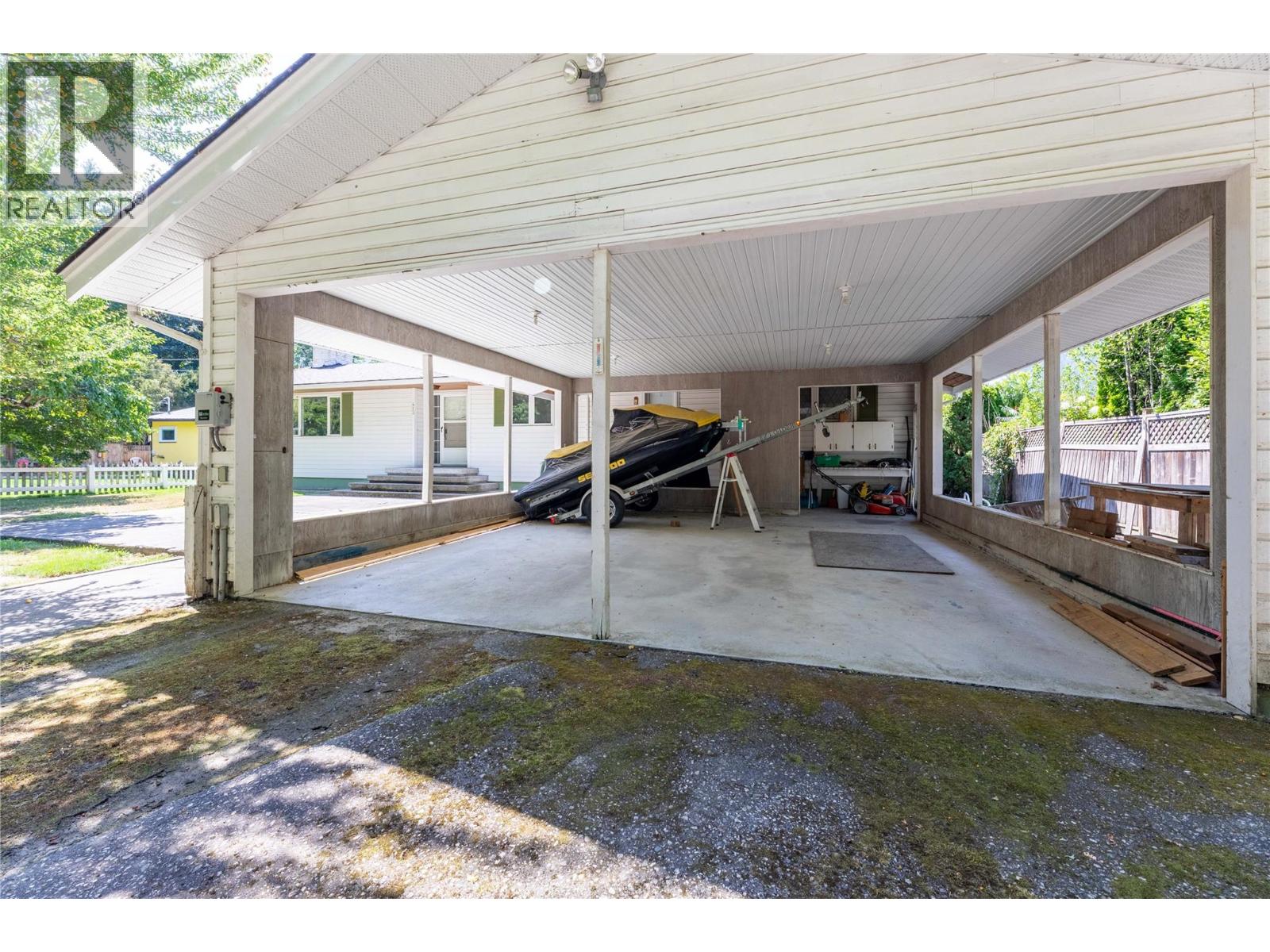 413 97a Highway Property Photo 29