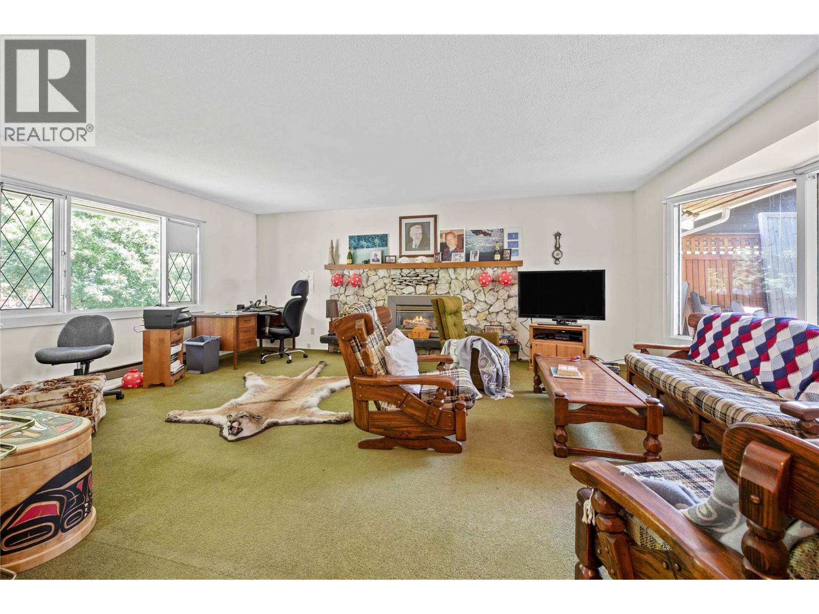 413 97a Highway Property Photo 36