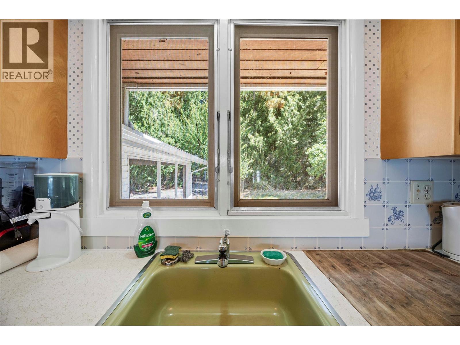413 97a Highway Property Photo 40