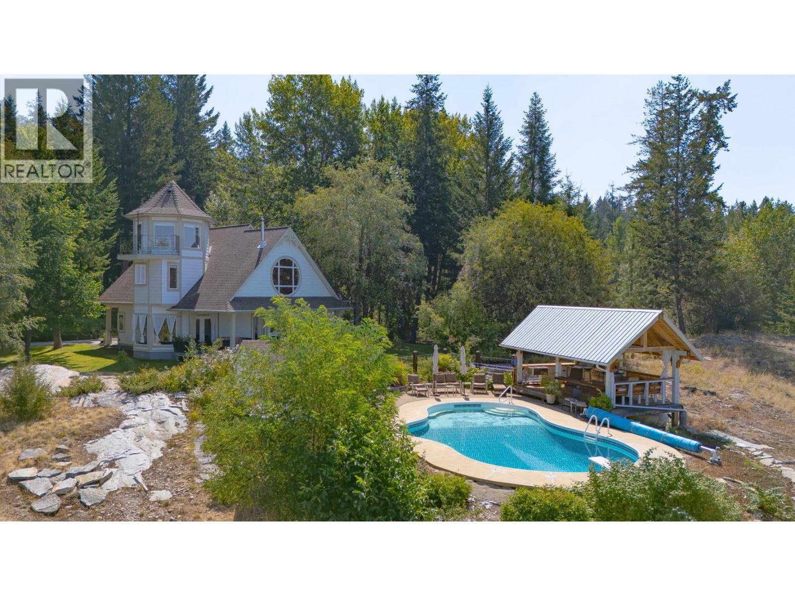 114 Bear End Road Property Photo 1