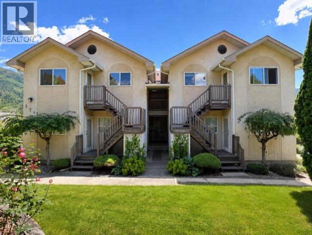 573 10th Avenue Unit# 4