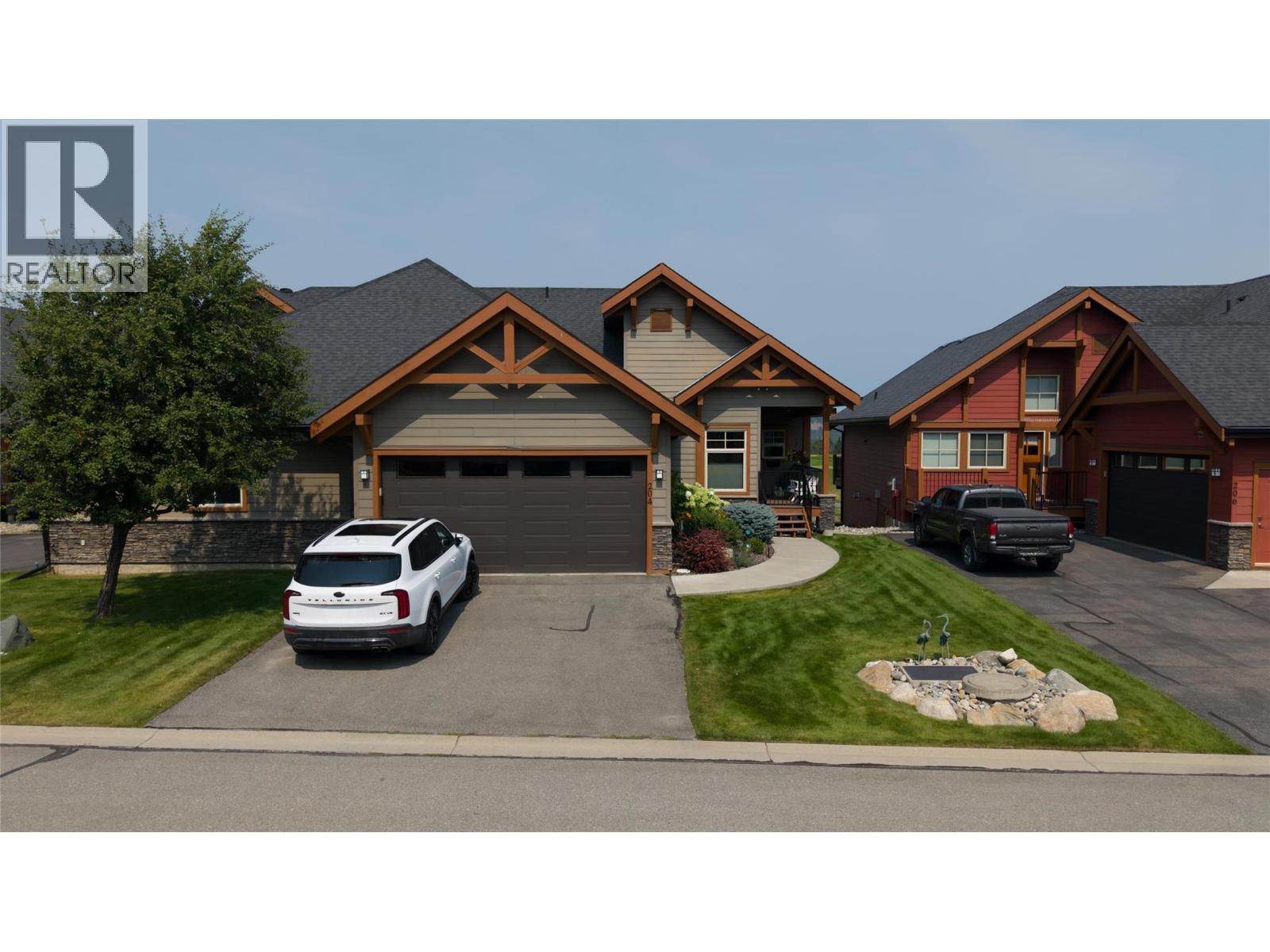 204 Boulder Creek Drive Property Photo 2