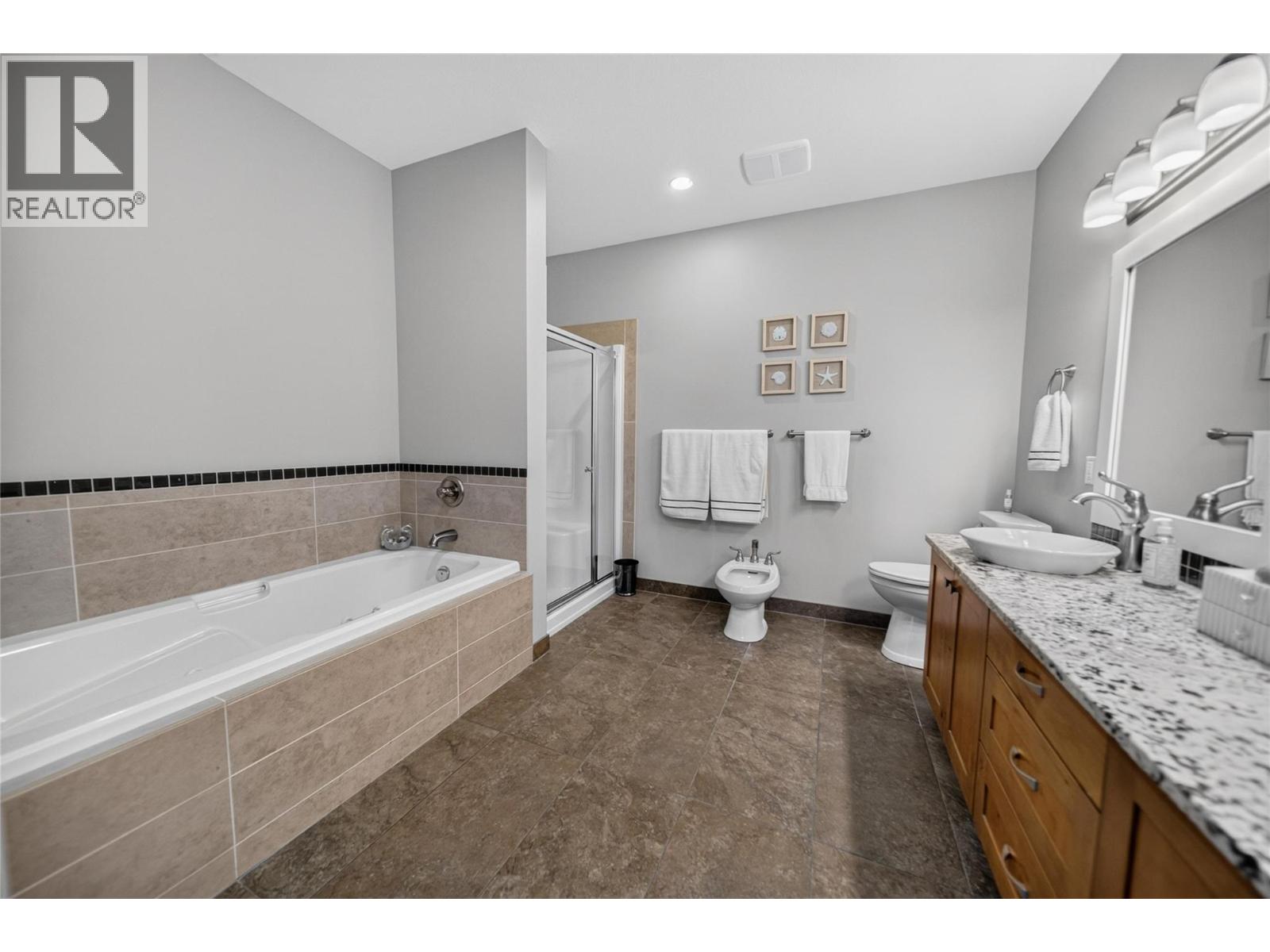 204 Boulder Creek Drive Property Photo 17