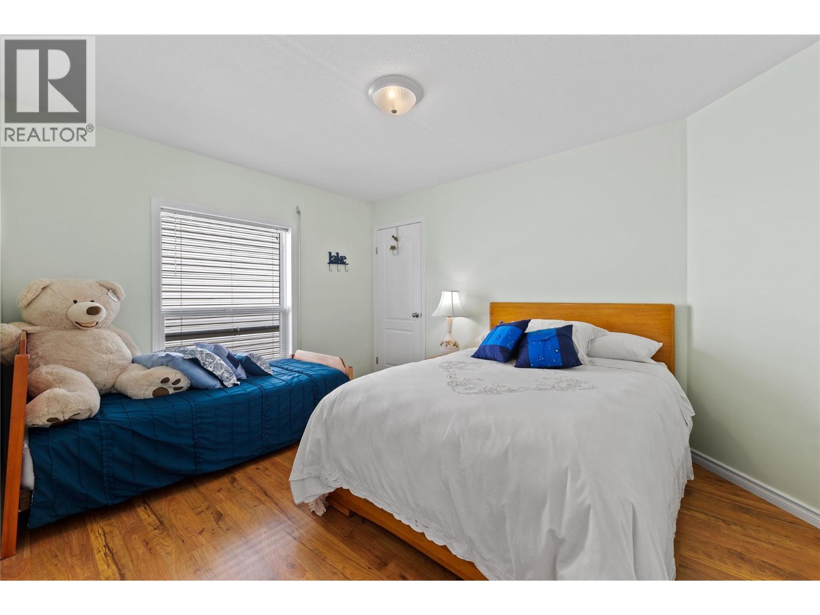 7832 Squilax-anglemont Road Property Photo 10