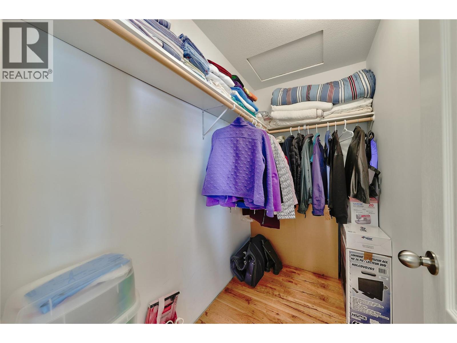 7832 Squilax-anglemont Road Property Photo 16