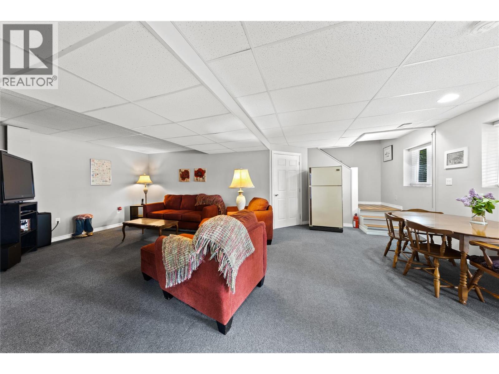 7832 Squilax-anglemont Road Property Photo 17