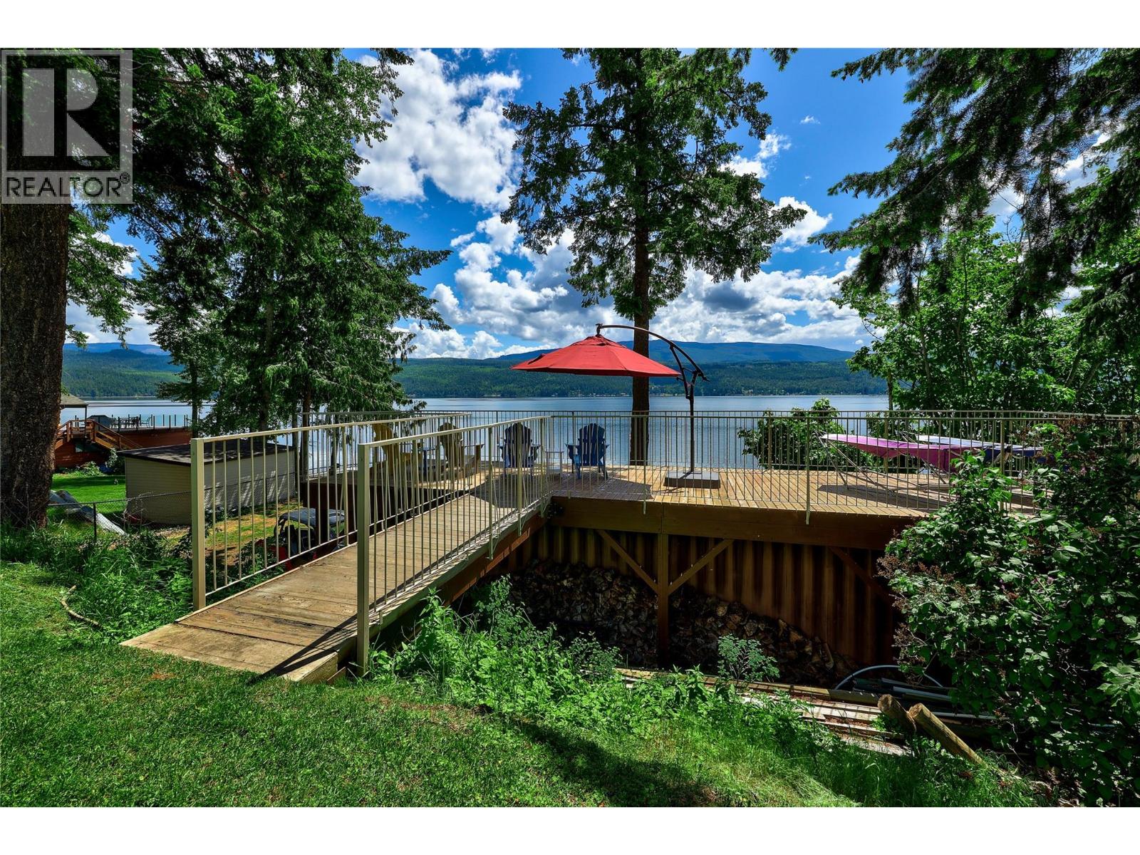 7832 Squilax-anglemont Road Property Photo 28