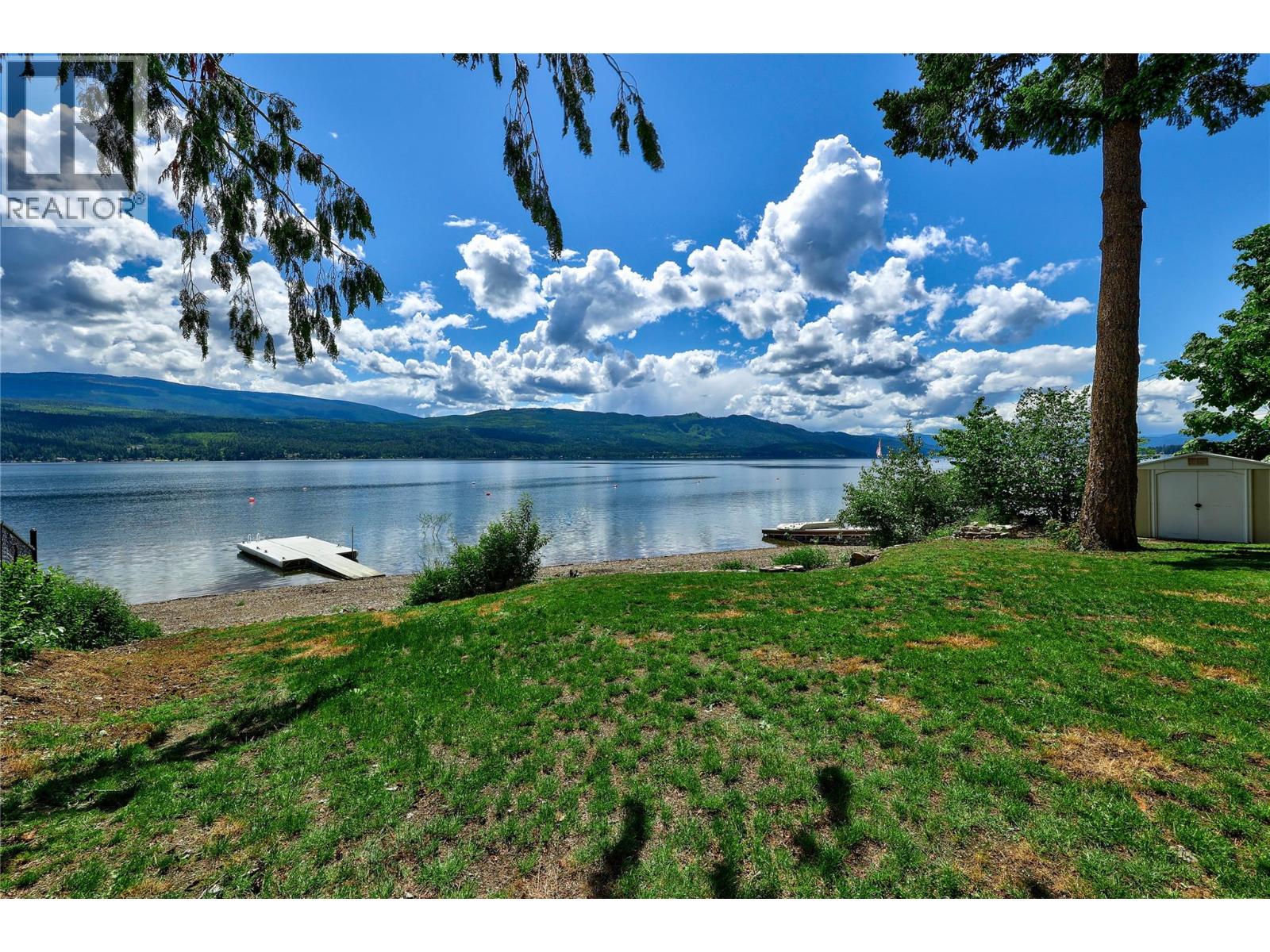 7832 Squilax-anglemont Road Property Photo 31
