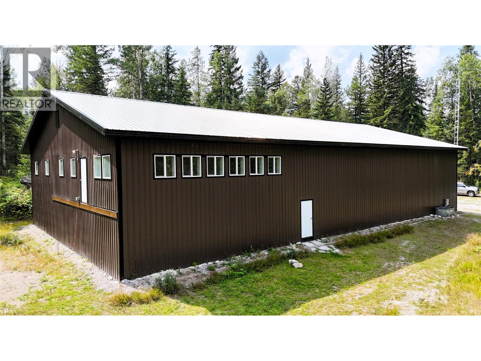 2434 Kettleston Road Property Photo 18