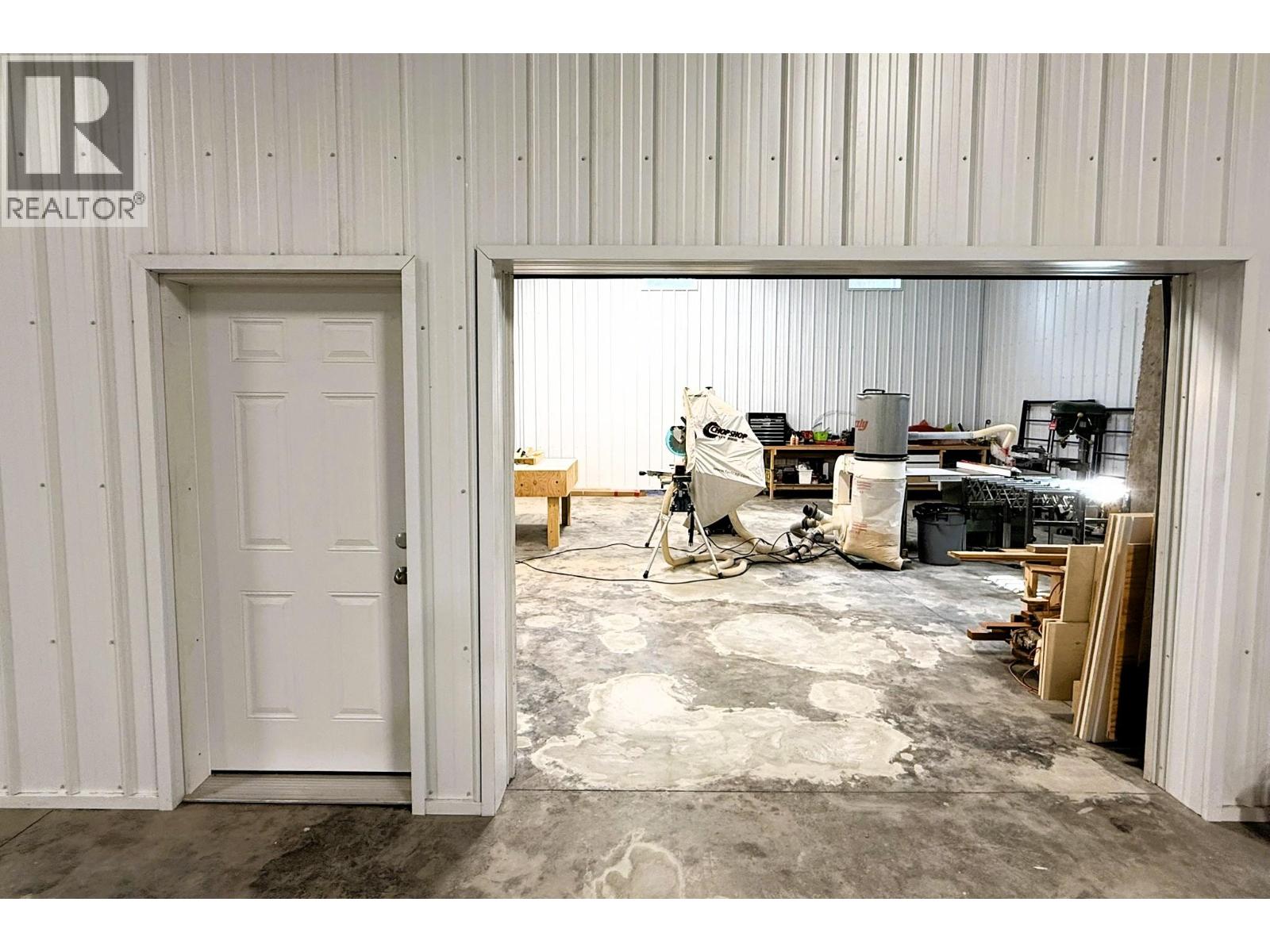 2434 Kettleston Road Property Photo 30