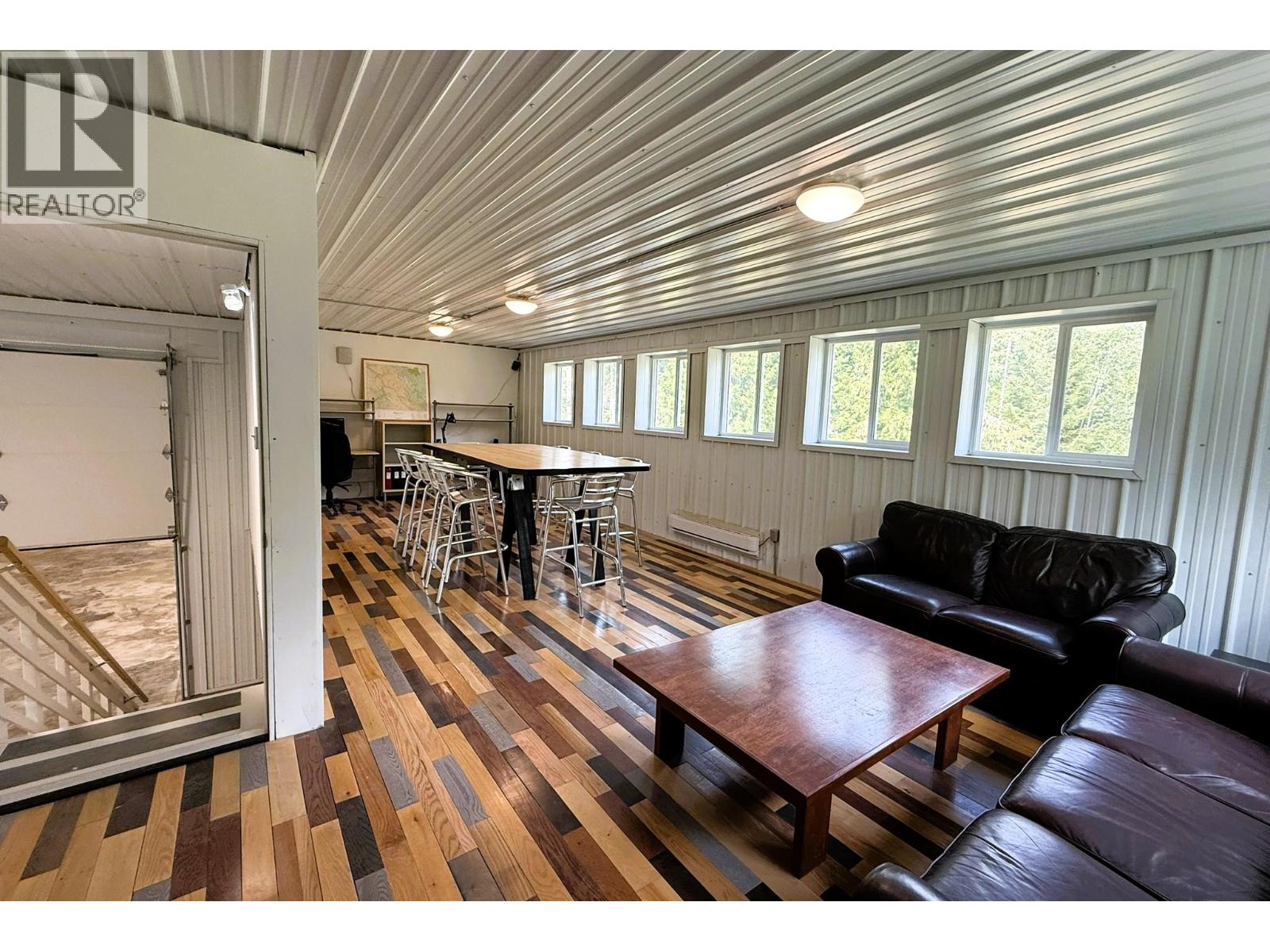 2434 Kettleston Road Property Photo 36