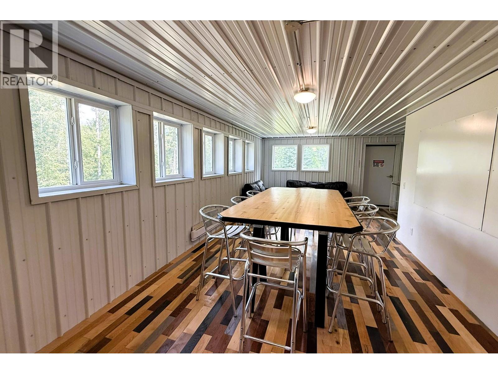 2434 Kettleston Road Property Photo 40