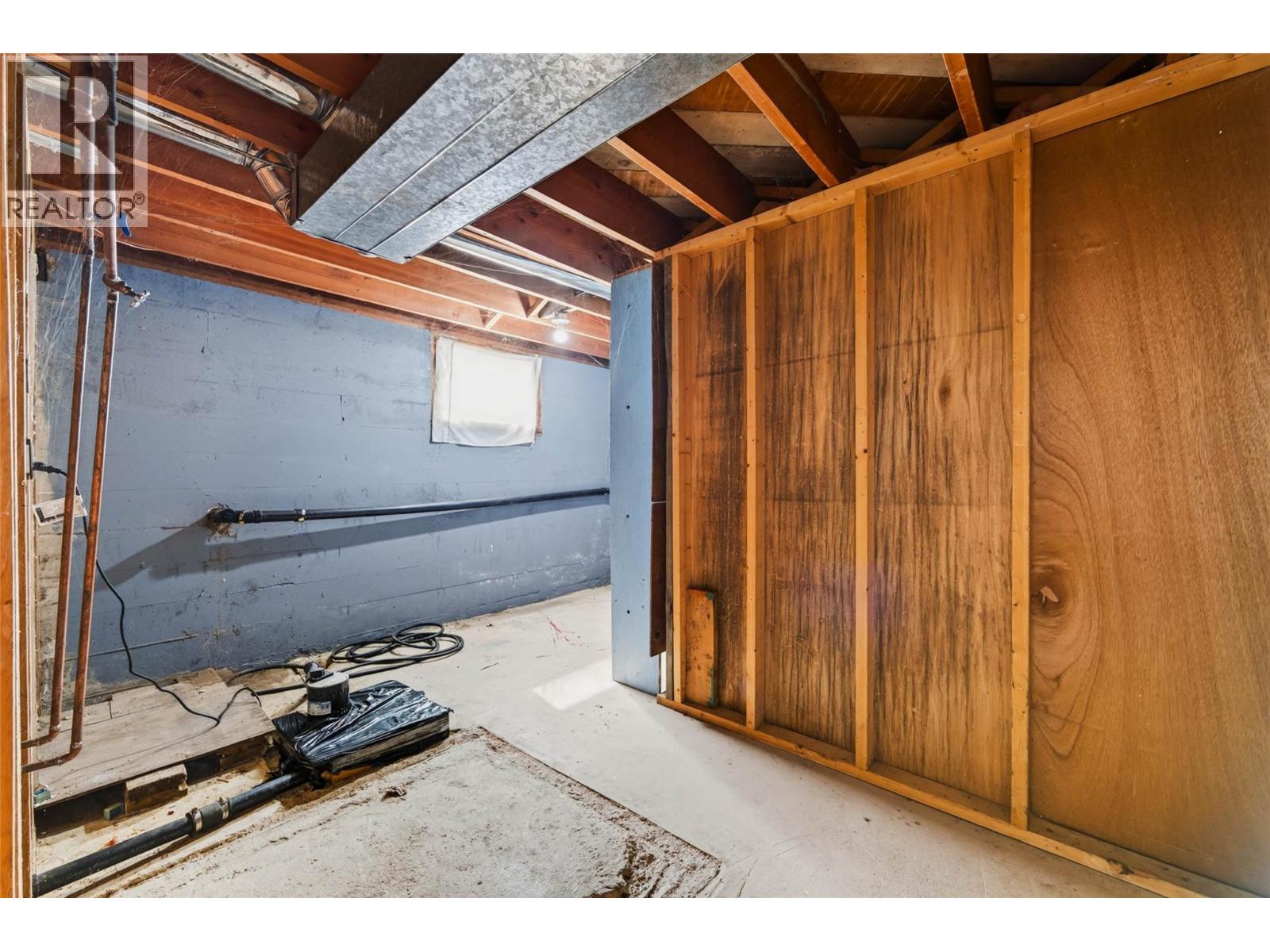 115 Second Street Property Photo 37