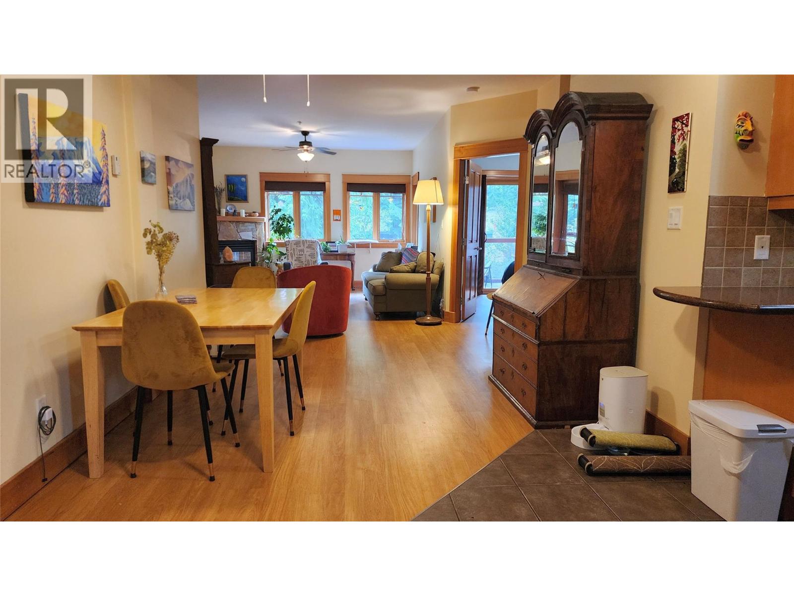 1005 Mountain View Road Unit# 3e Property Photo 14