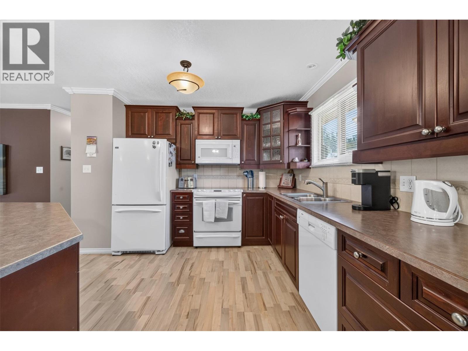 2730 5 Avenue Ne Property Photo 11