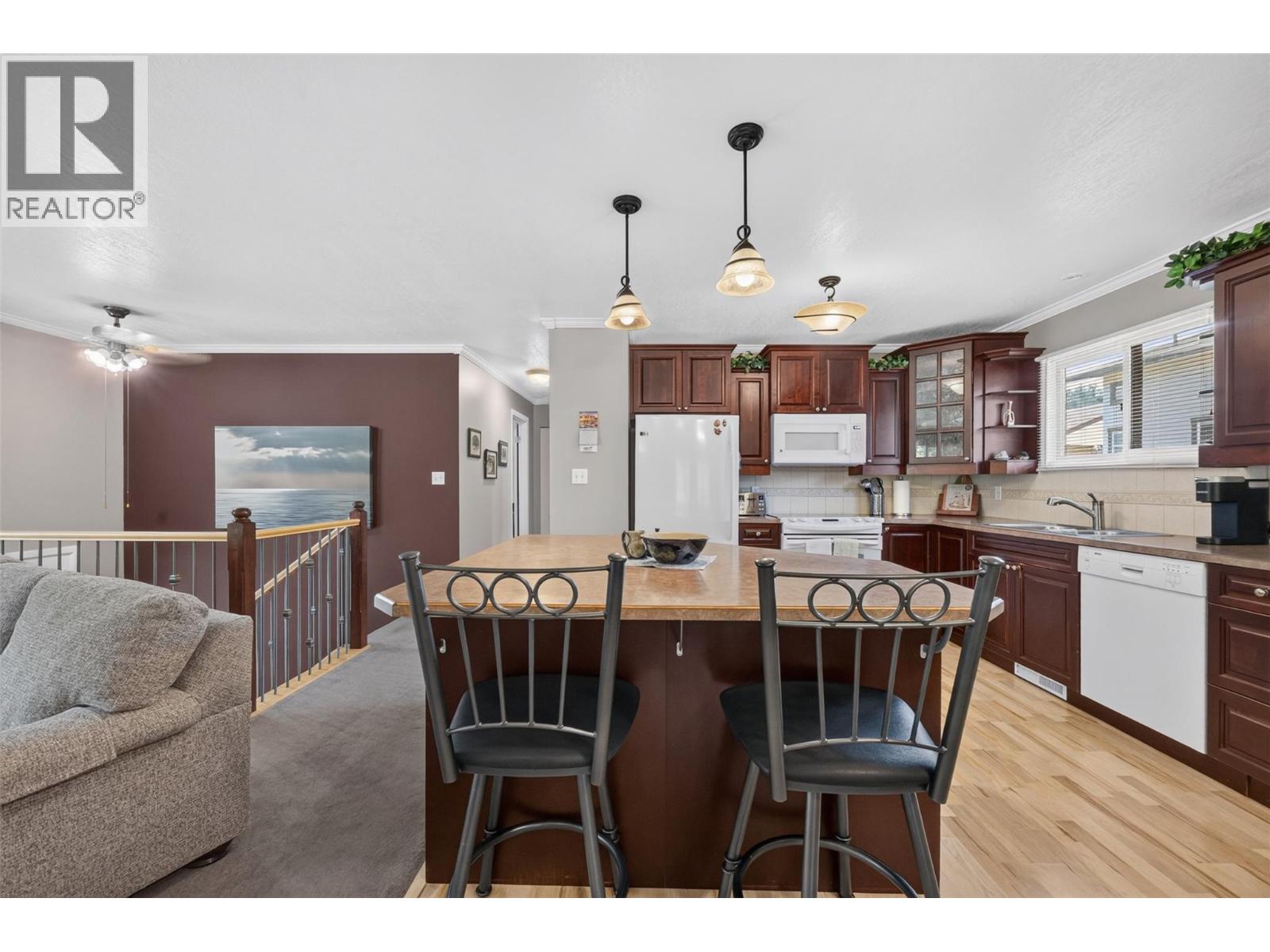 2730 5 Avenue Ne Property Photo 15