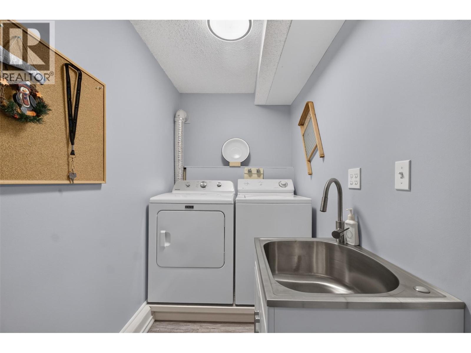 2730 5 Avenue Ne Property Photo 33