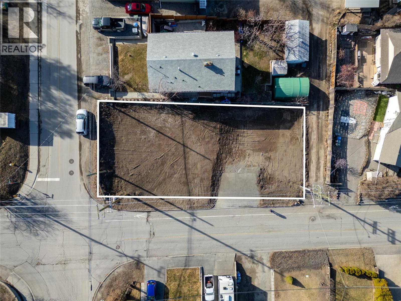 64 Centre Avenue Property Photo 1