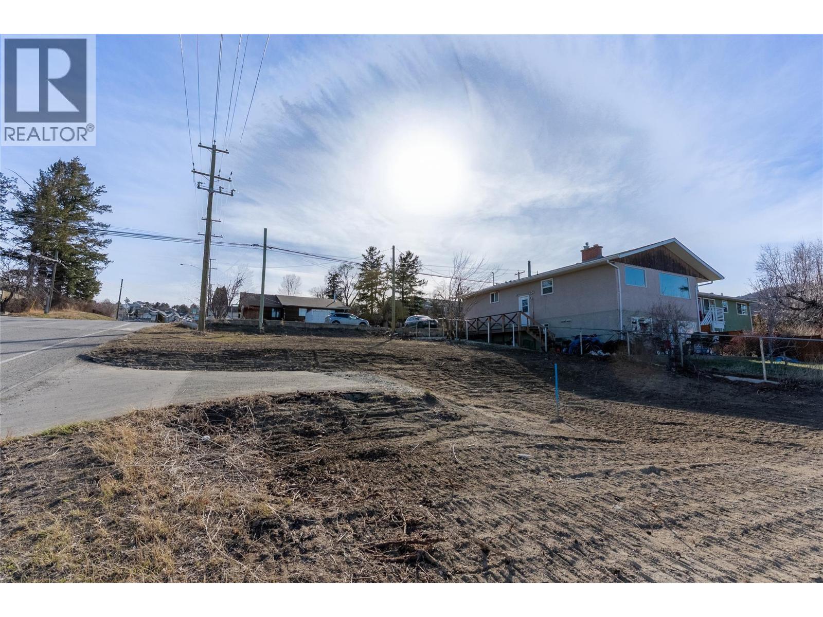 64 Centre Avenue Property Photo 8