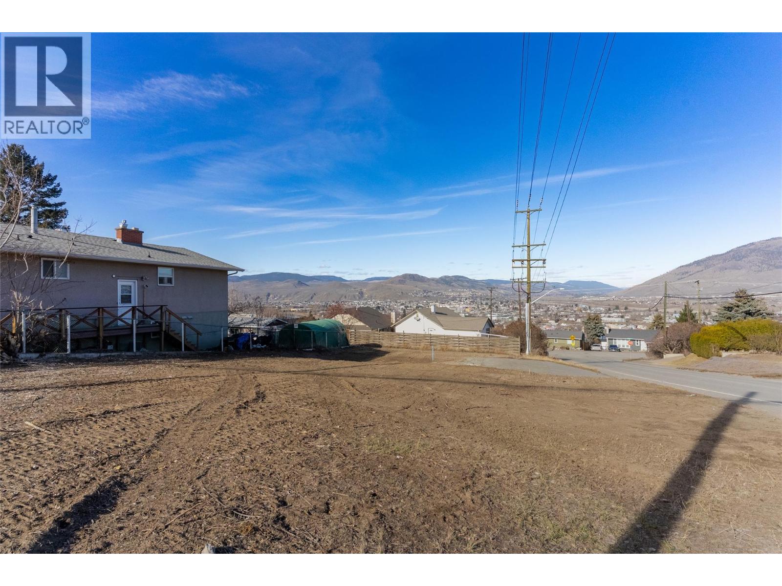 64 Centre Avenue Property Photo 11
