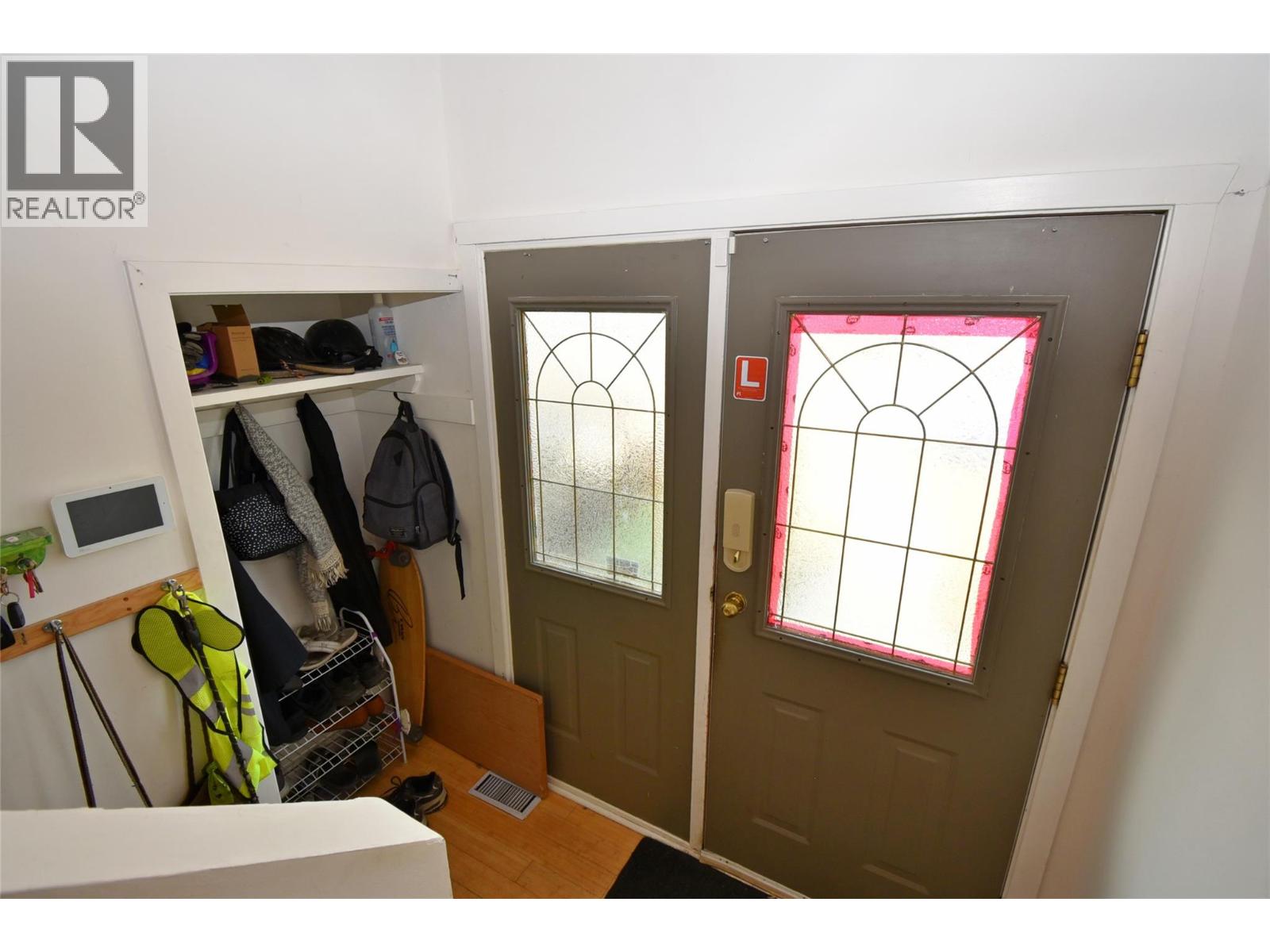 3907 17 Street Property Photo 8
