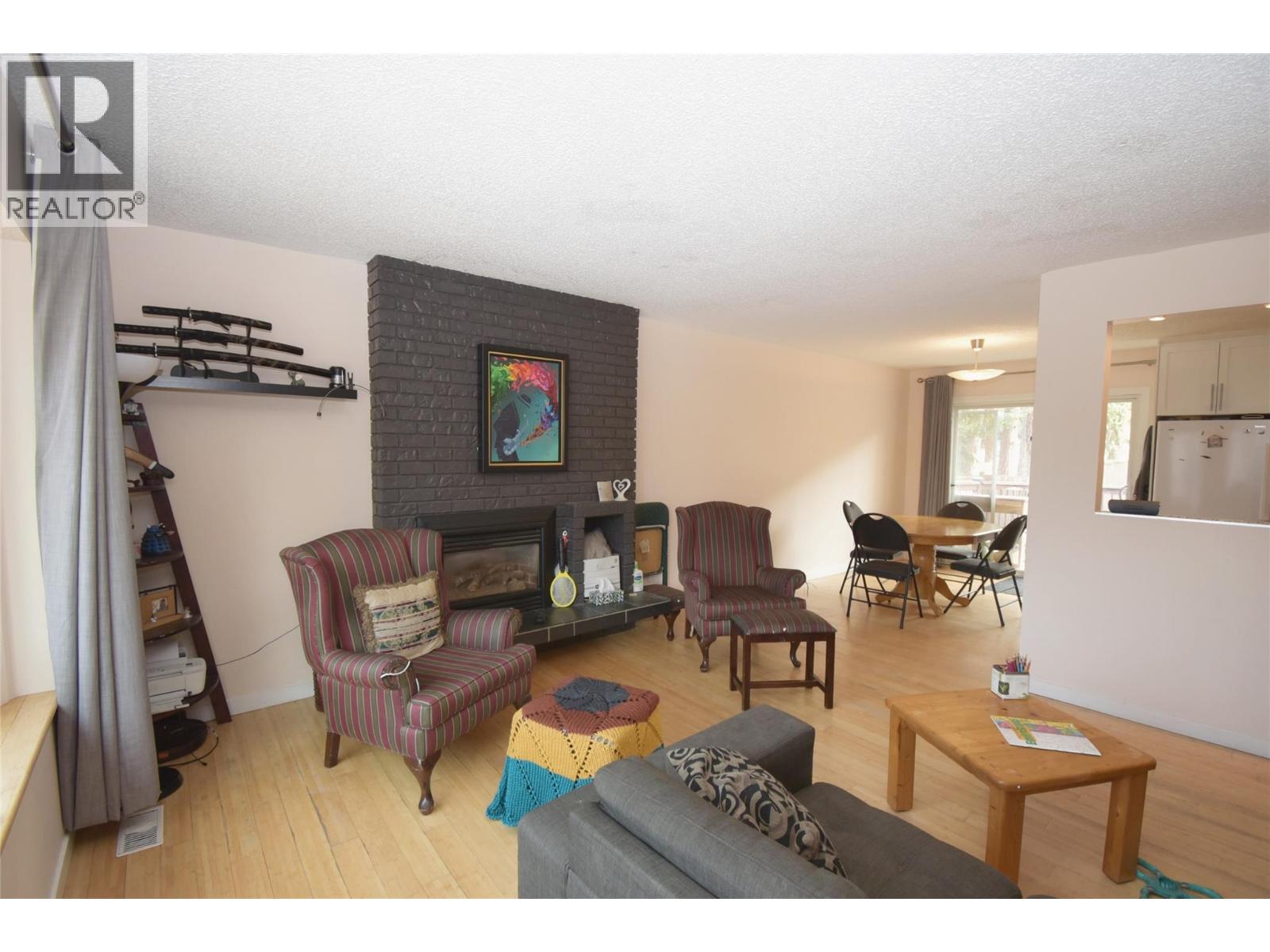 3907 17 Street Property Photo 12