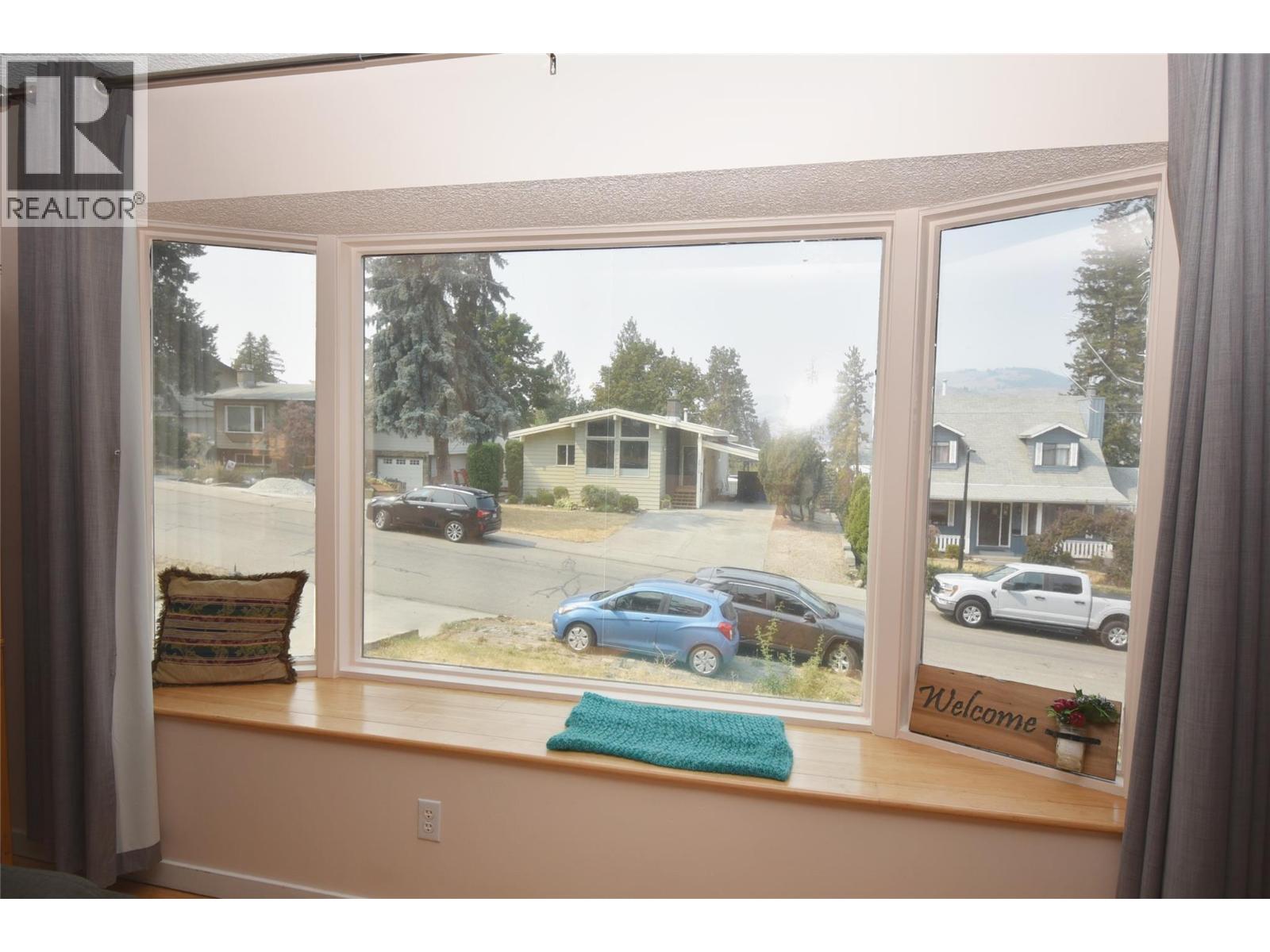 3907 17 Street Property Photo 13