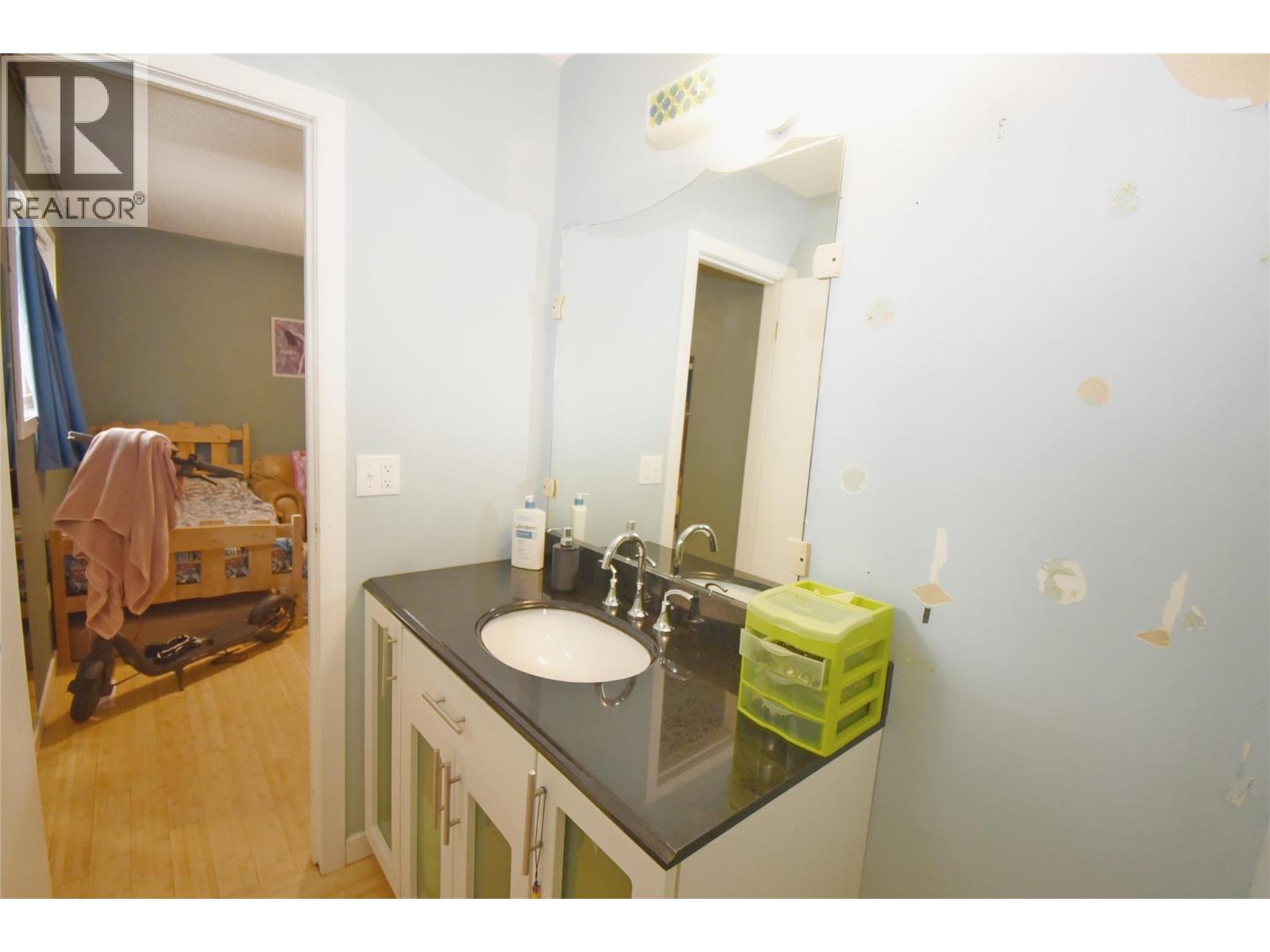 3907 17 Street Property Photo 36