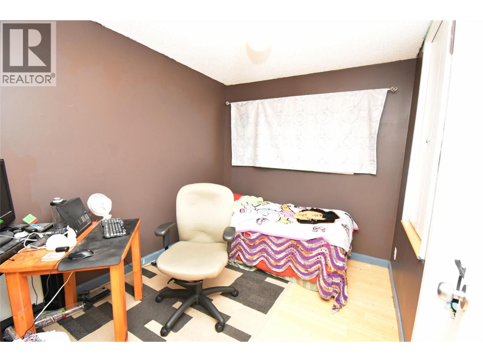 3907 17 Street Property Photo 37