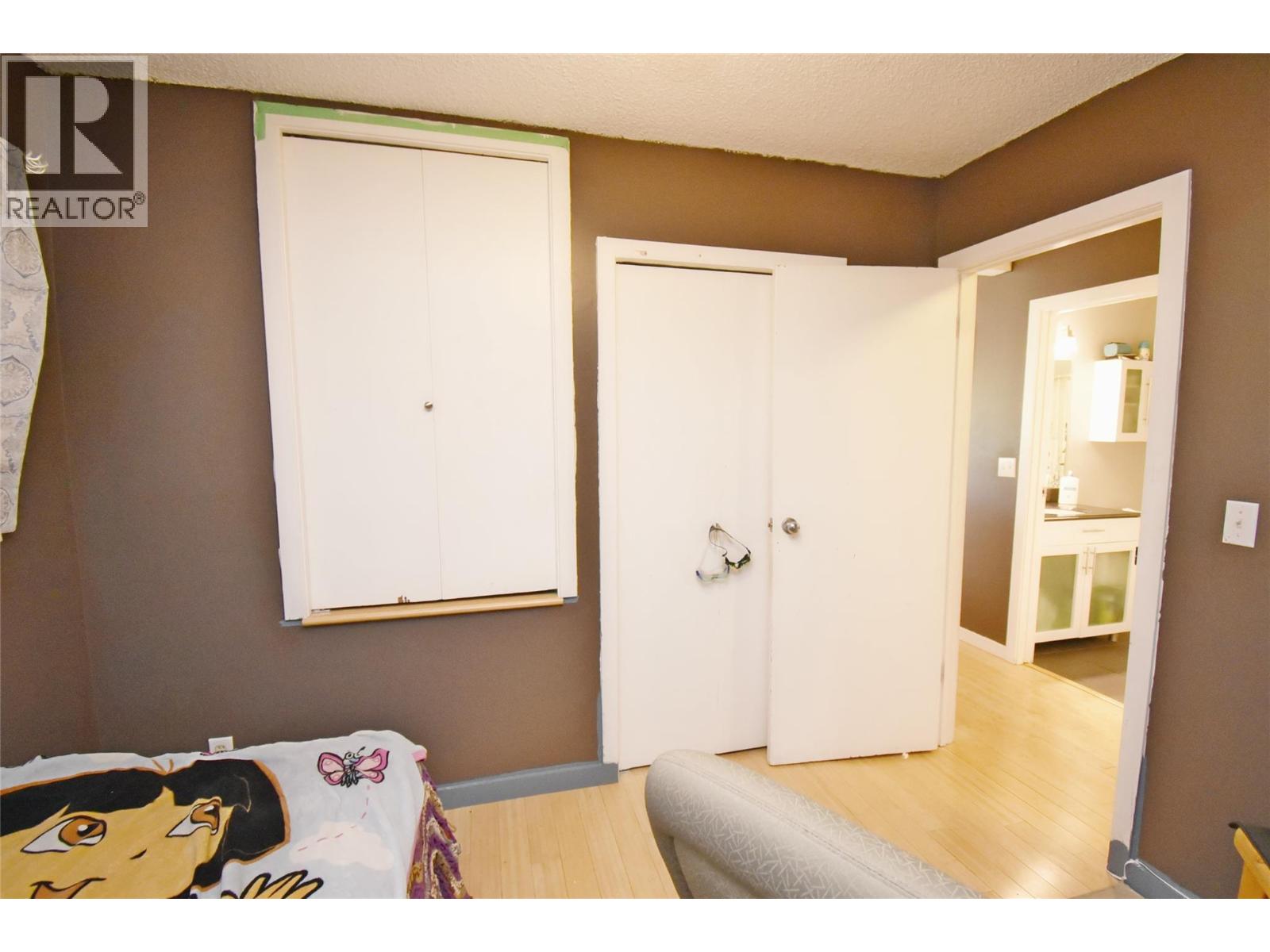 3907 17 Street Property Photo 39