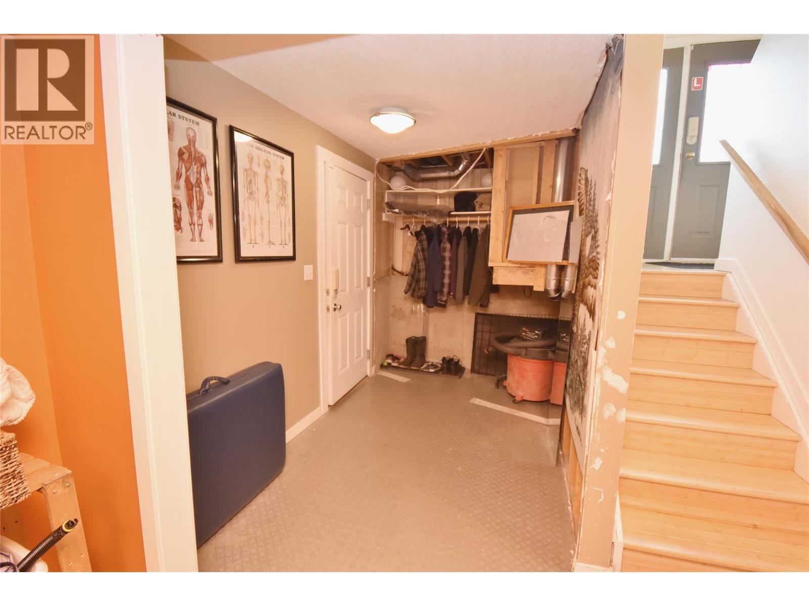 3907 17 Street Property Photo 44