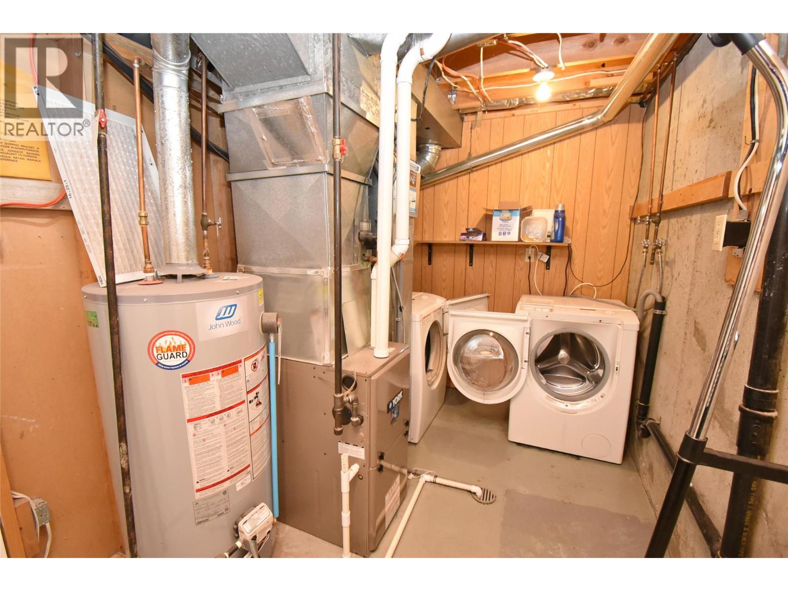 3907 17 Street Property Photo 58