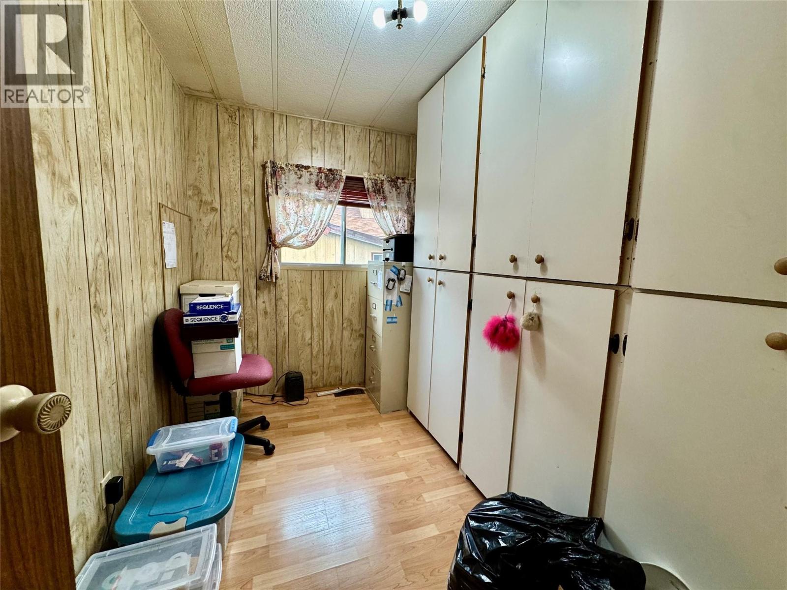 4784 Selkirk Avenue Property Photo 19