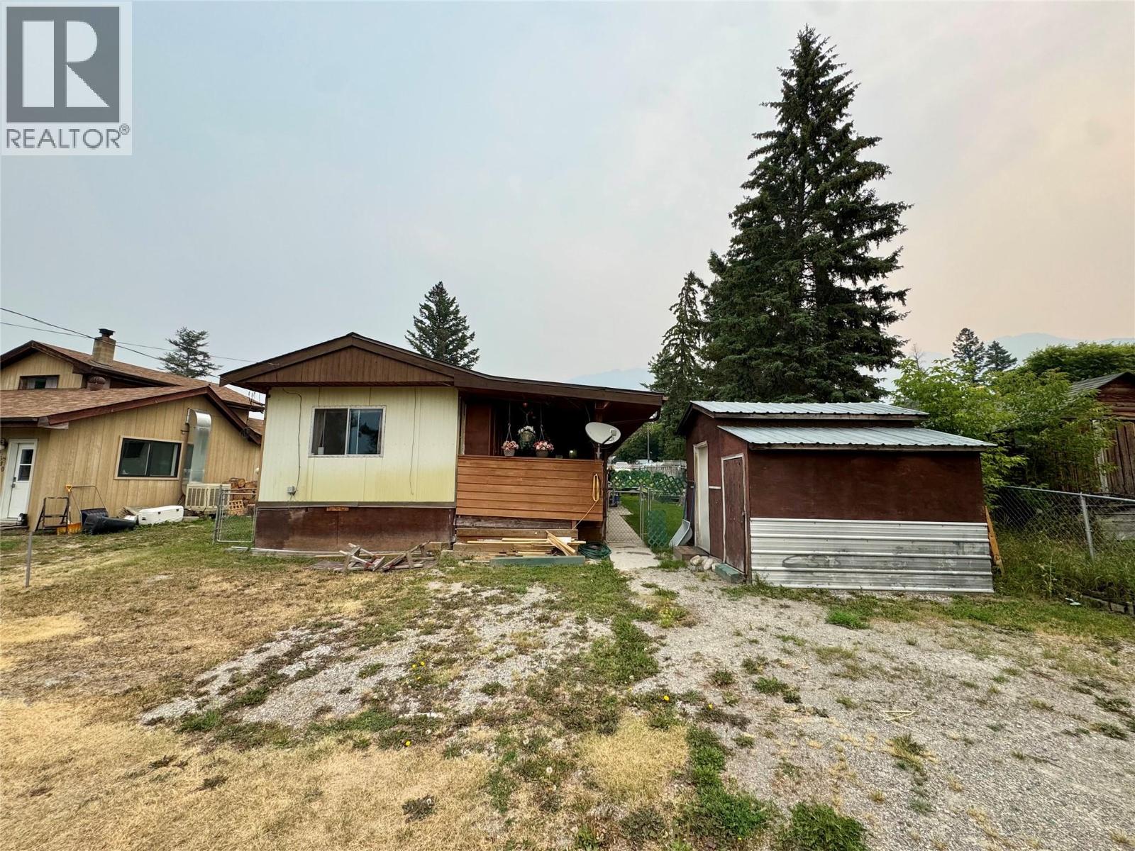 4784 Selkirk Avenue Property Photo 23