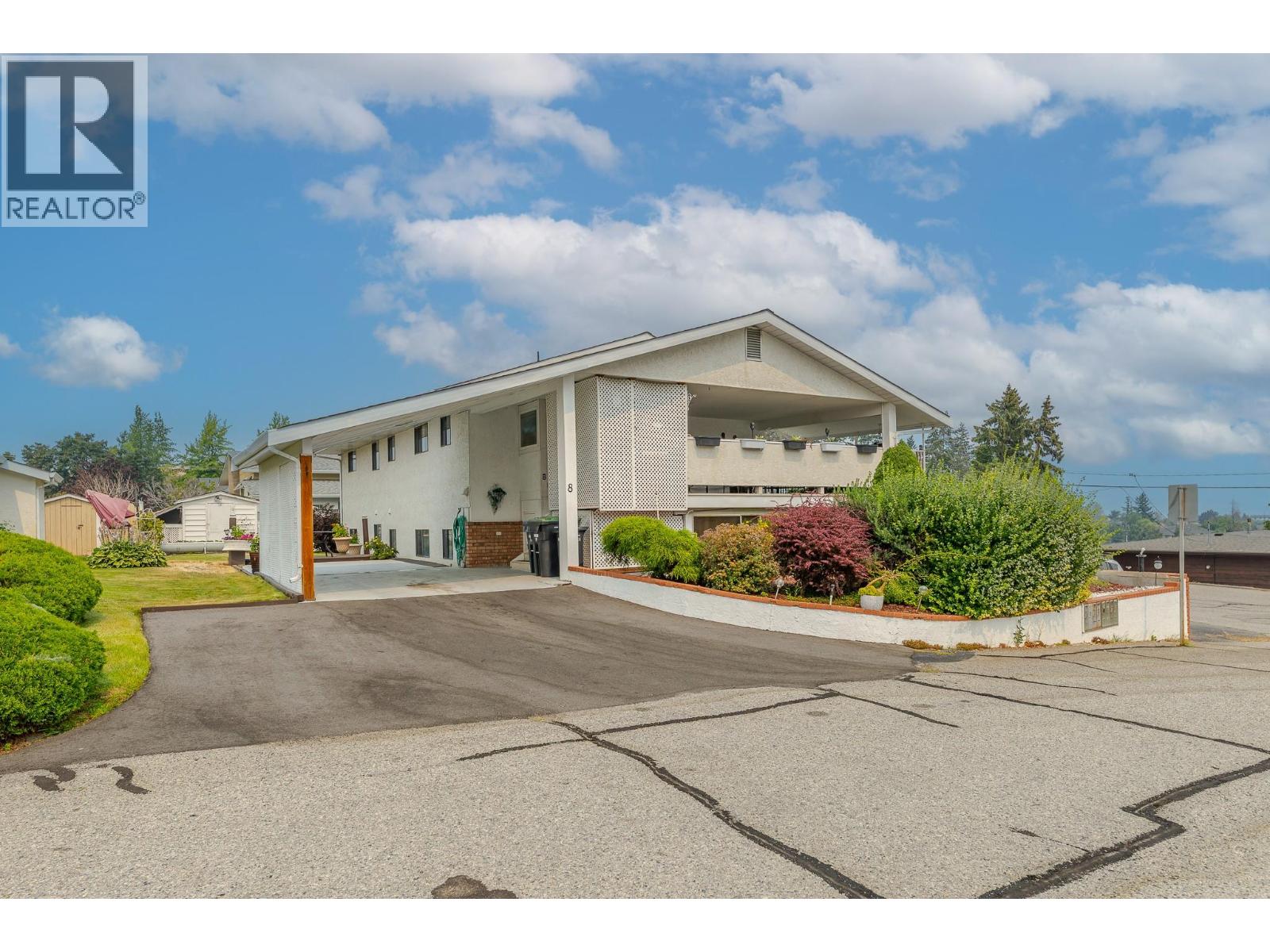 8704 Purves Road Unit# 8 Property Photo 1
