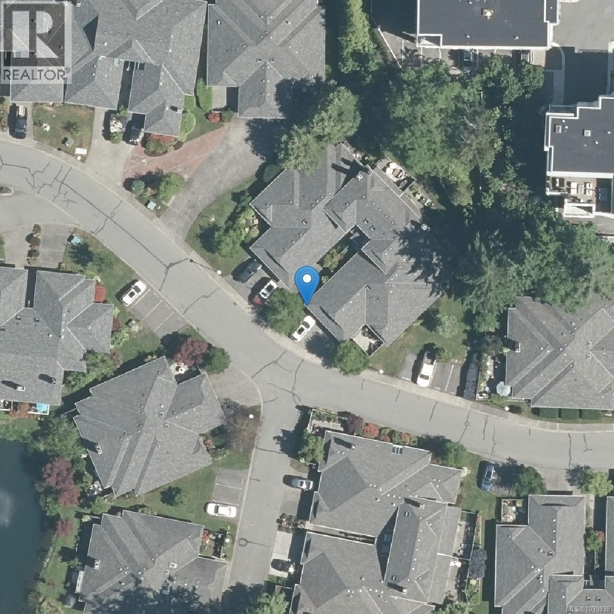 14 5110 Cordova Bay Rd Property Photo 27