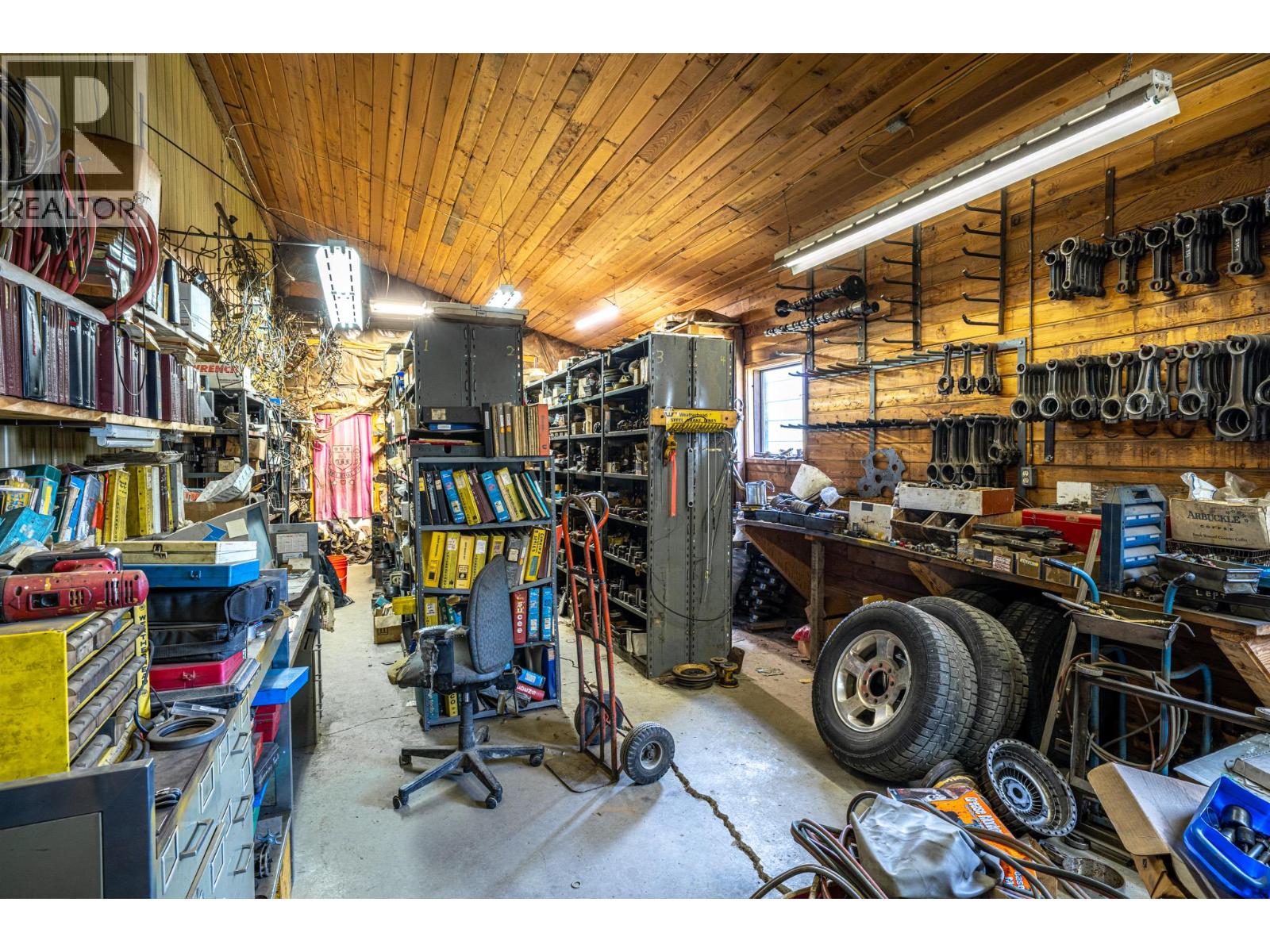 4274 97a Highway Property Photo 21