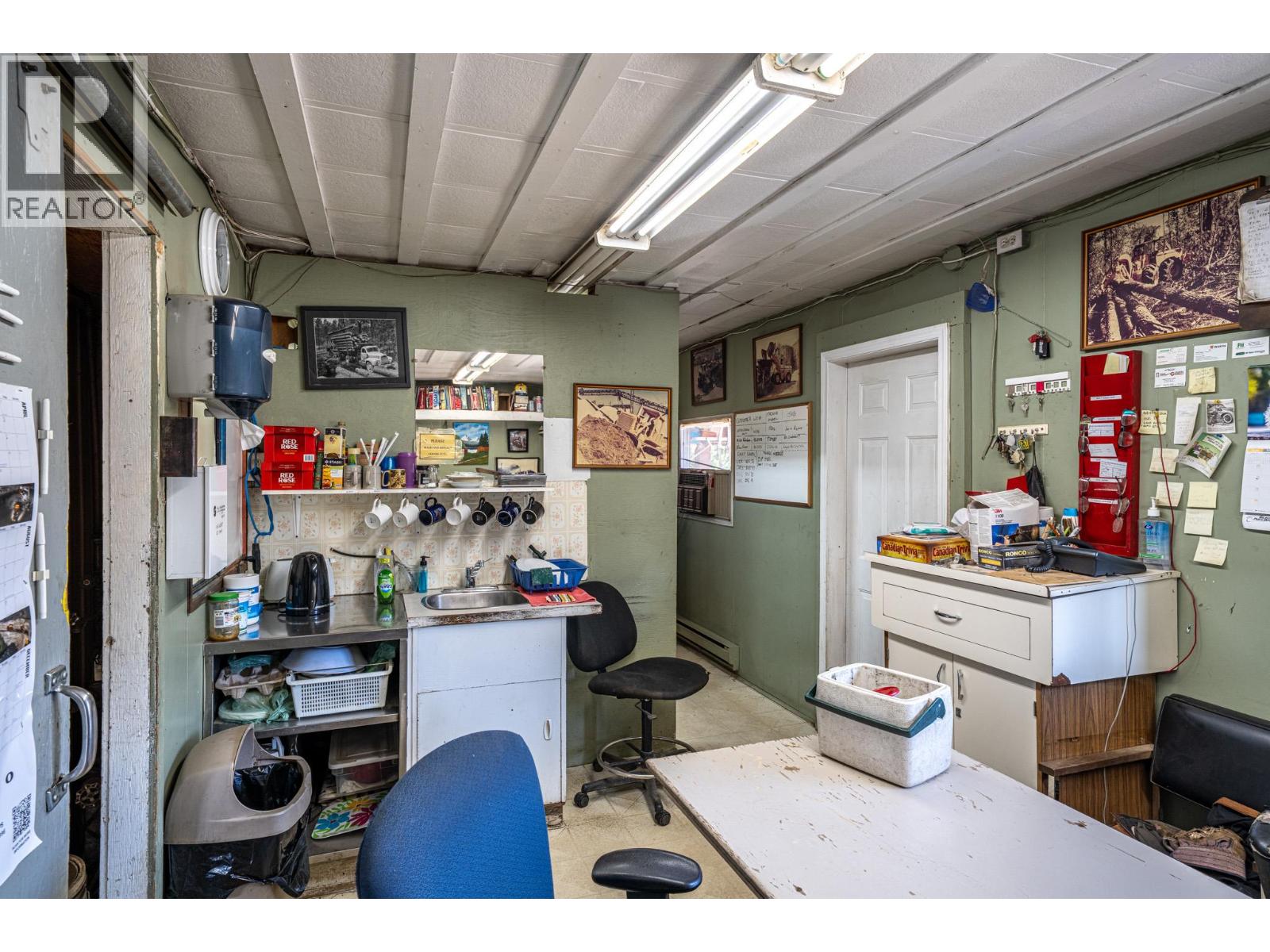 4274 97a Highway Property Photo 23