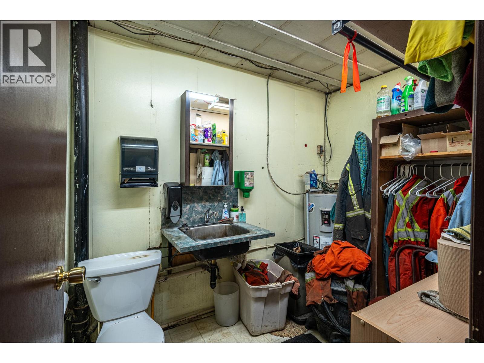 4274 97a Highway Property Photo 25