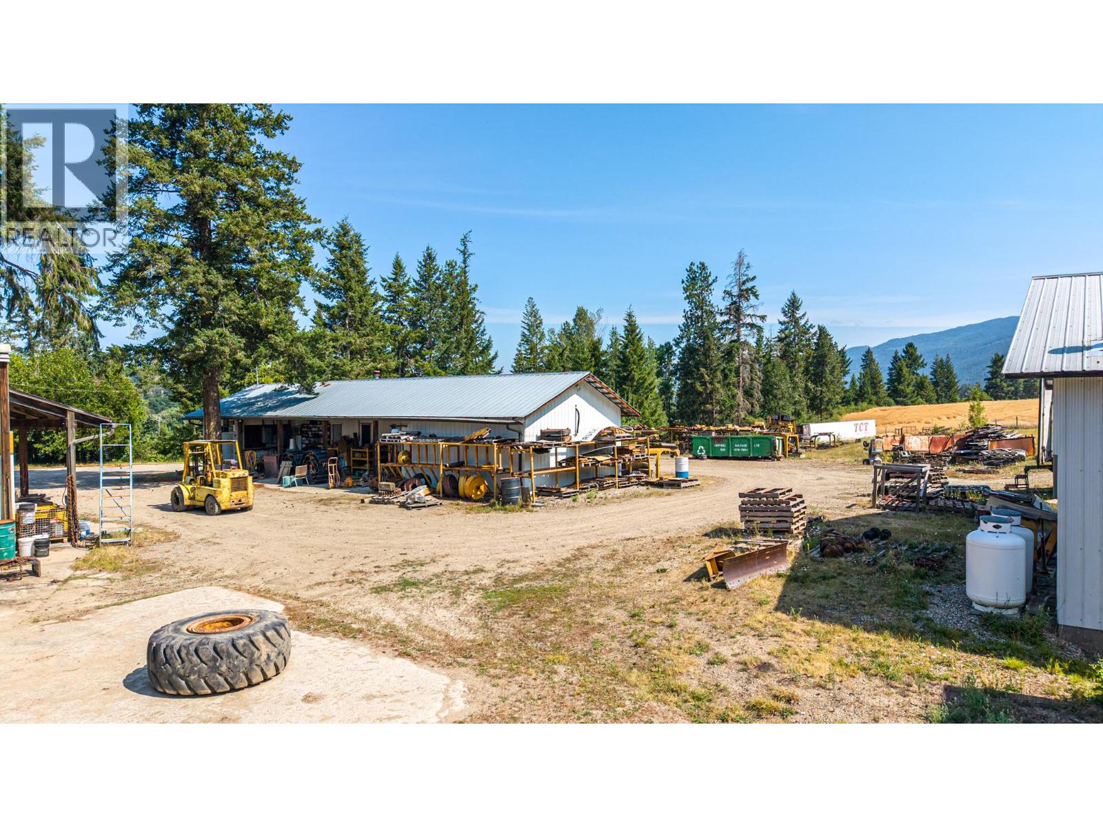 4274 97a Highway Property Photo 82