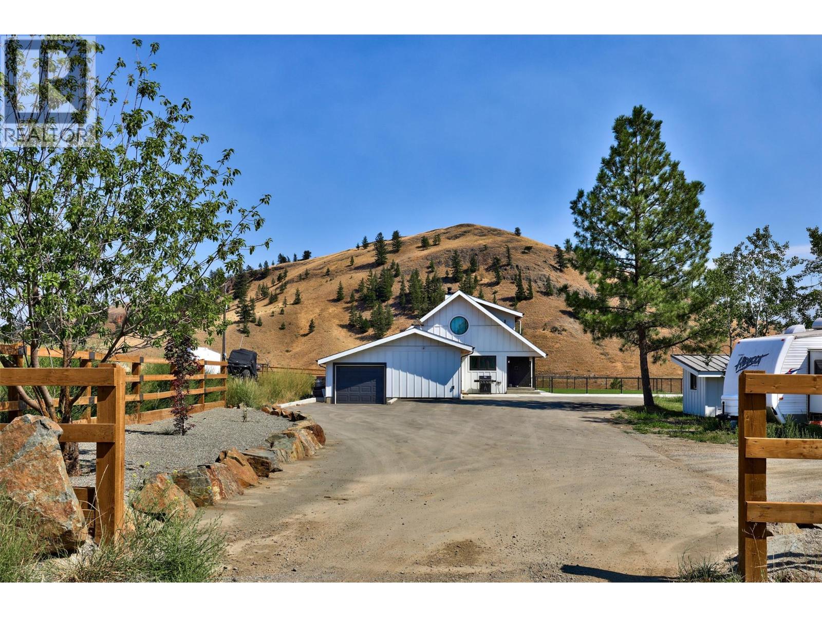 272 Goose Lake Road Property Photo 1