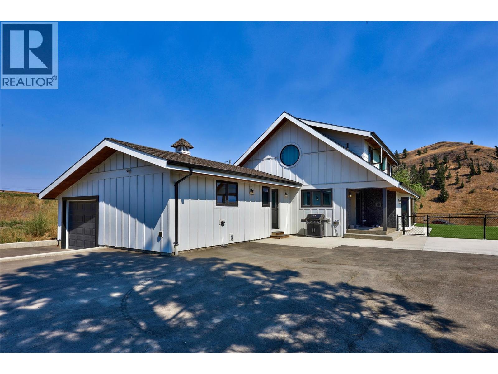 272 Goose Lake Road Property Photo 2