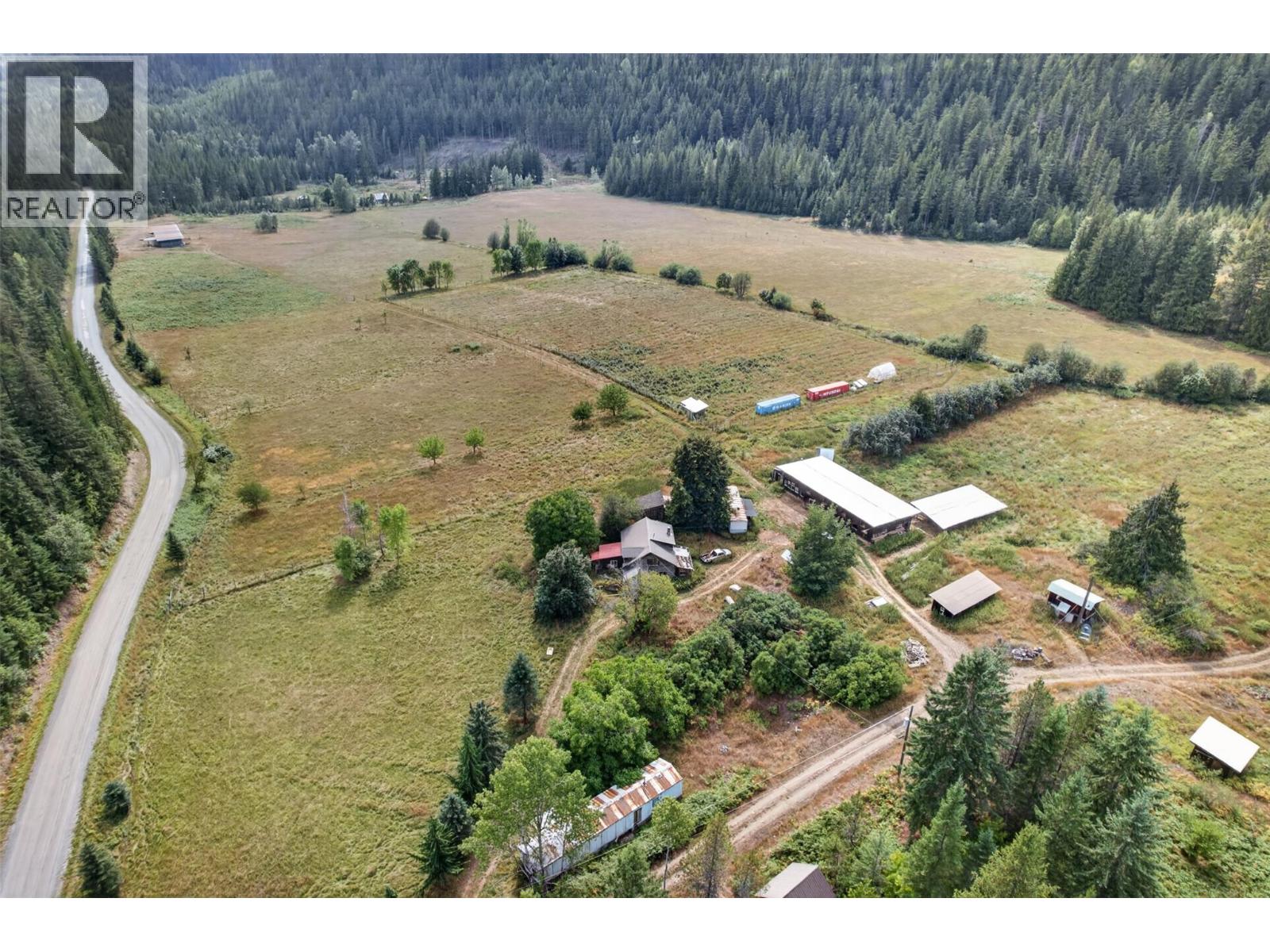 5795 Kaslo South Rd Road Property Photo 4