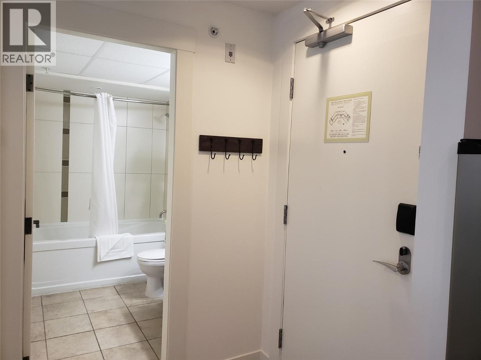 4200 Lakeshore Drive Unit# 329 Property Photo 34
