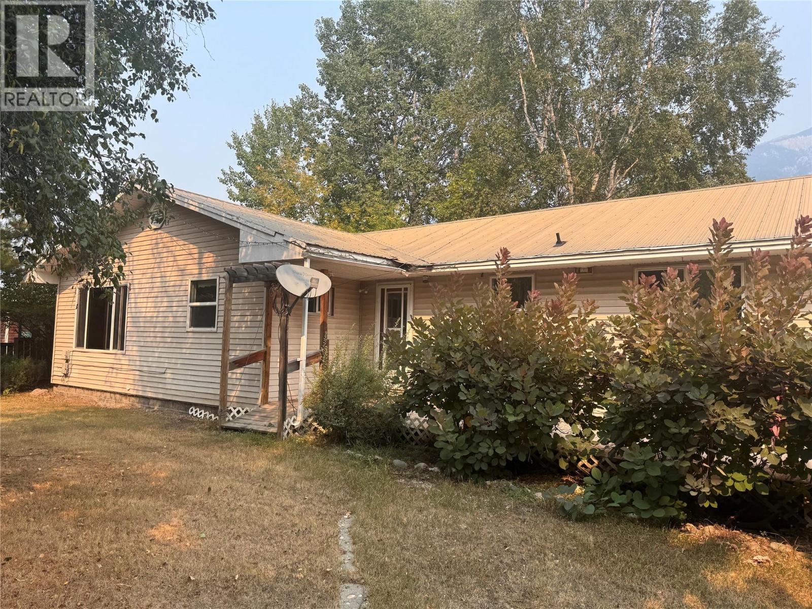 903 Ryter Road W Property Photo 1