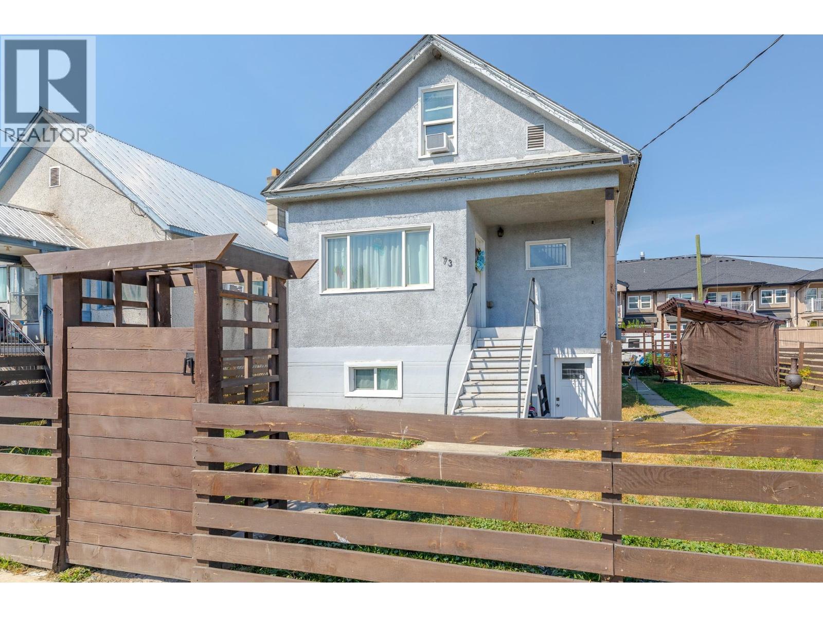 73 KENLEY Avenue Property Photo 1